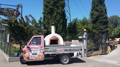 Italian pizza oven